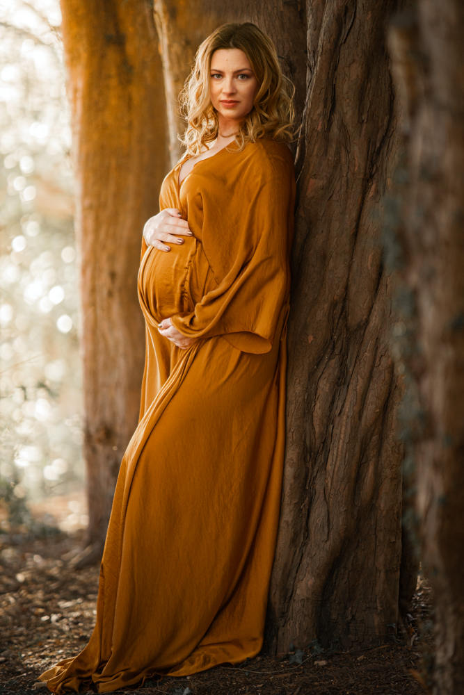 London outdoor maternity photoshoot